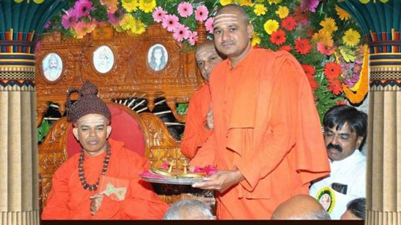 ಮಹಿಳೆಯರ ಸಂಭಾಷಣೆಯಲ್ಲಿ ಕೇಳಿಬಂದ ಆರೋಪ: ಬಸವಸಿದ್ಧಲಿಂಗ ಸ್ವಾಮೀಜಿ ಆತ್ಮಹತ್ಯೆ