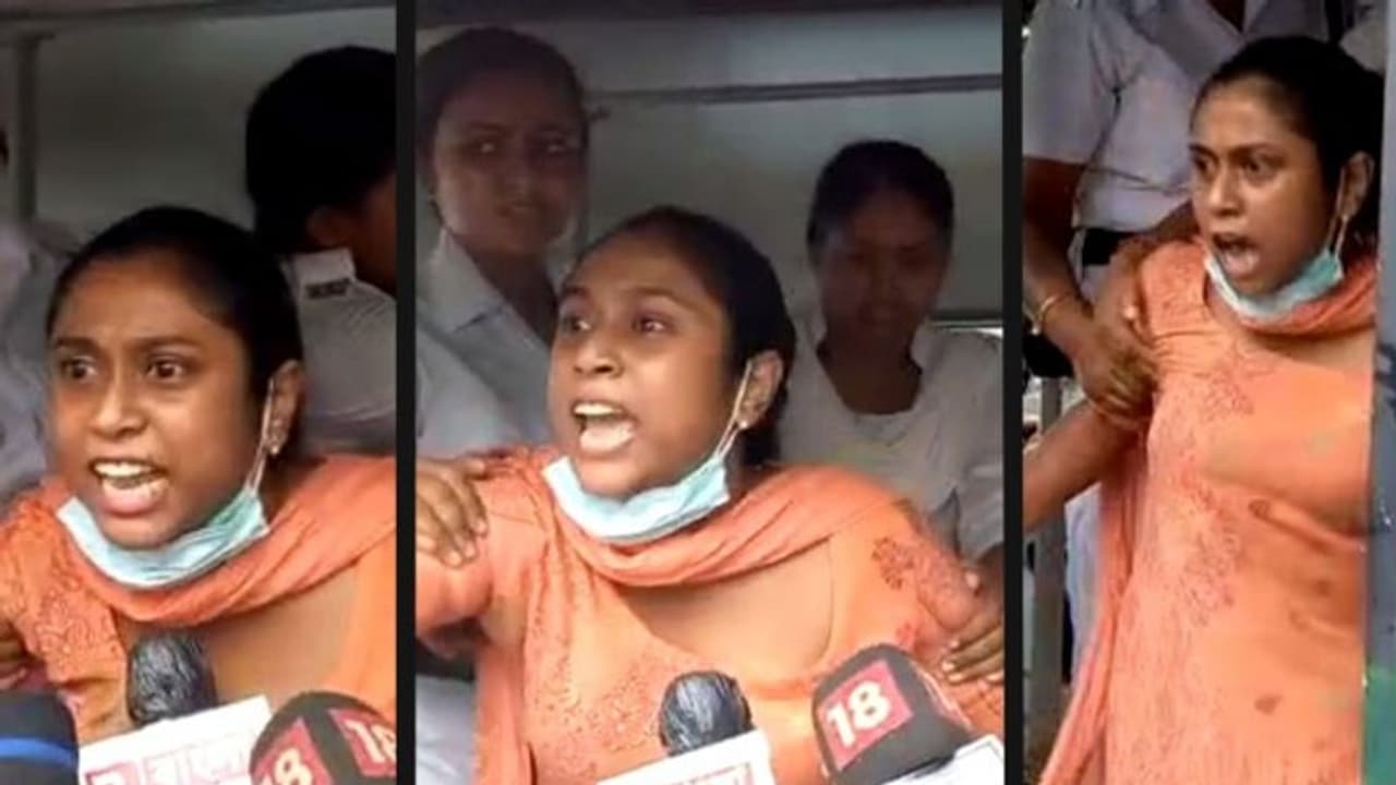 'ঘুষ নিয়ে হচ্ছে চাকরি, আমাদের কাজ কই', পুজোর আগে স্বাস্থ্য ভবনের সামনে আওয়াজ উত্তীর্ণ নার্সদের