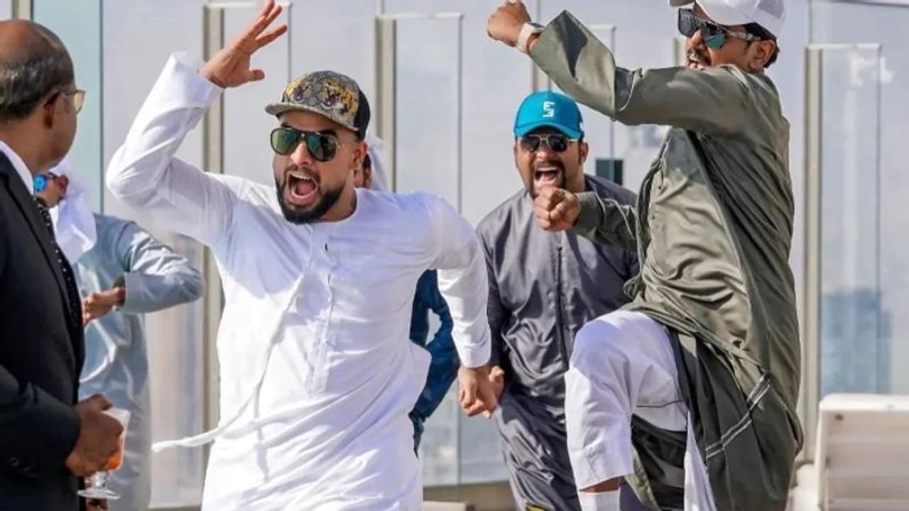 വെറും ഹിറ്റ് അല്ല മെഗാ ഹിറ്റ്; 'തല്ലുമാല'യുടെ ഒരു മാസത്തെ കളക്ഷന്‍ കണക്ക് പുറത്തുവിട്ട് നിര്‍മ്മാതാക്കള്‍