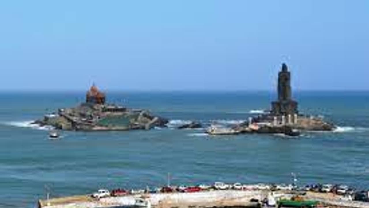 கவனத்திற்கு !! கன்னியாகுமரியில் இங்கெல்லாம் சுற்றுலா பயணிகள் செல்ல தடை.. காரணம் இது தான்.. கவனத்திற்கு !! கன்னியாகுமரியில் இங்கெல்லாம் சுற்றுலா பயணிகள் செல்ல தடை.. காரணம் இது தான்..