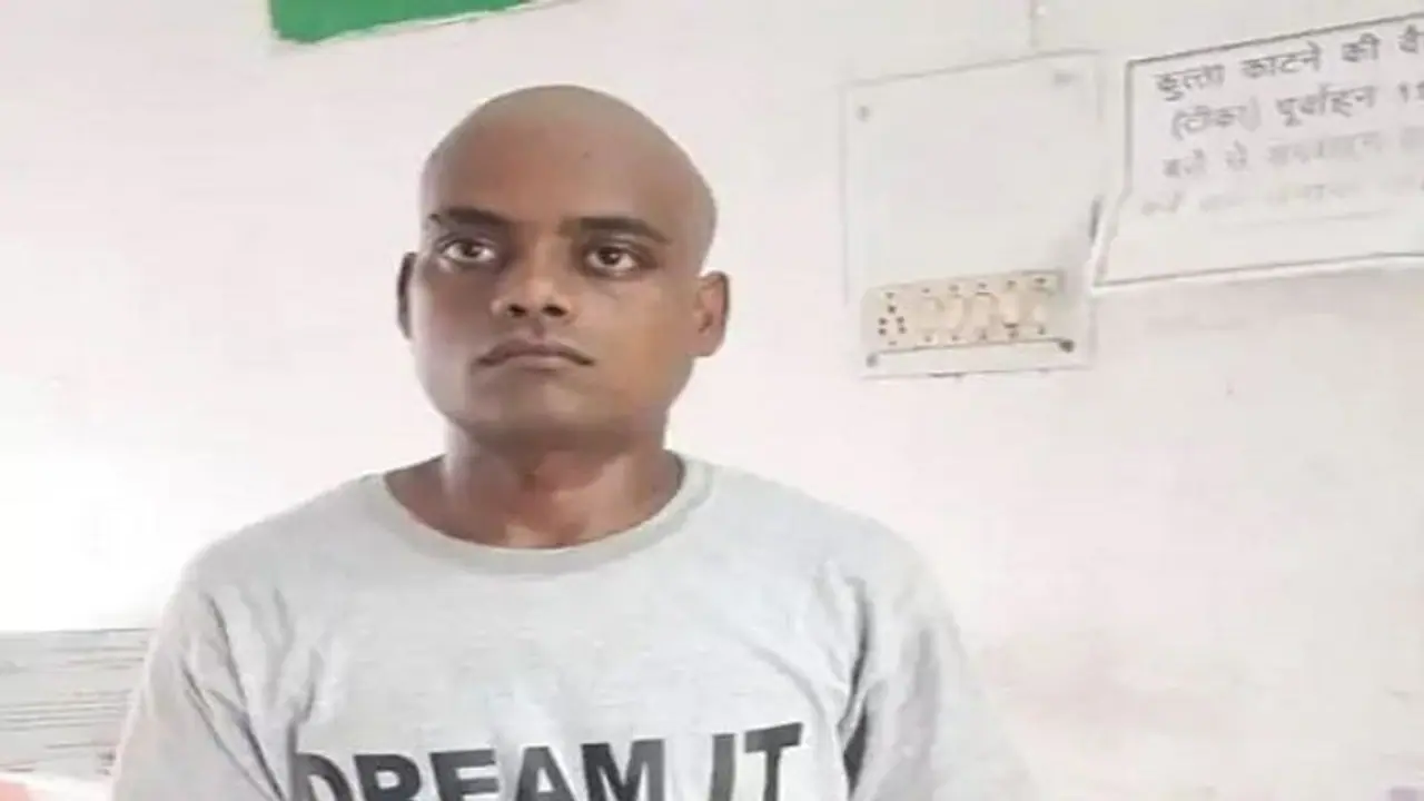 पीलीभीत: युवती से छेड़छाड़ के आरोप में युवक को बंधक बनाकर परिजनों ने किया ऐसा काम, थाने जाकर दी तहरीर पीलीभीत: युवती से छेड़छाड़ के आरोप में युवक को बंधक बनाकर परिजनों ने किया ऐसा काम, थाने जाकर दी तहरीर