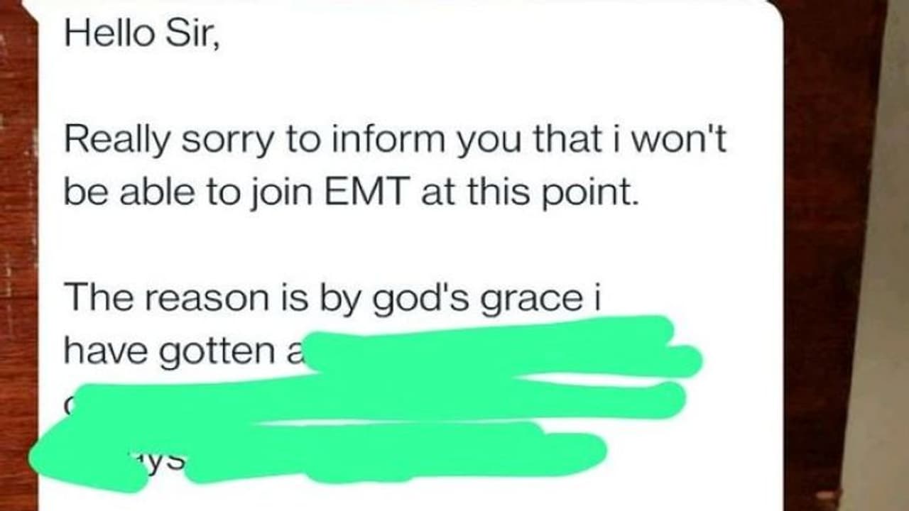 बंदे को जिस दिन नौकरी ज्वाइन करनी थी उसी दिन नए बॉस को मैसेज किया अच्छा ऑफर मिल गया.. आपकी नौकरी नहीं करूंगा बंदे को जिस दिन नौकरी ज्वाइन करनी थी उसी दिन नए बॉस को मैसेज किया अच्छा ऑफर मिल गया.. आपकी नौकरी नहीं करूंगा