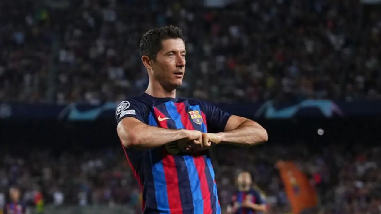 ലെവന്‍ഡോവ്‌സ്‌കിയുടെ ഹാട്രിക്കില്‍ ബാഴ്‌സയുടെ ഗോള്‍വര്‍ഷം; ലിവര്‍പൂളിന് നാപ്പോളിയുടെ ഓണത്തല്ല്