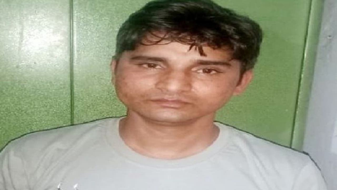 तू मेरी नहीं तो किसी और की होने नहीं दूंगा...कहने वाला बॉस हुआ अरेस्ट, जानिए क्यों युवक ने दी थी ऐसी धमकी तू मेरी नहीं तो किसी और की होने नहीं दूंगा...कहने वाला बॉस हुआ अरेस्ट, जानिए क्यों युवक ने दी थी ऐसी धमकी