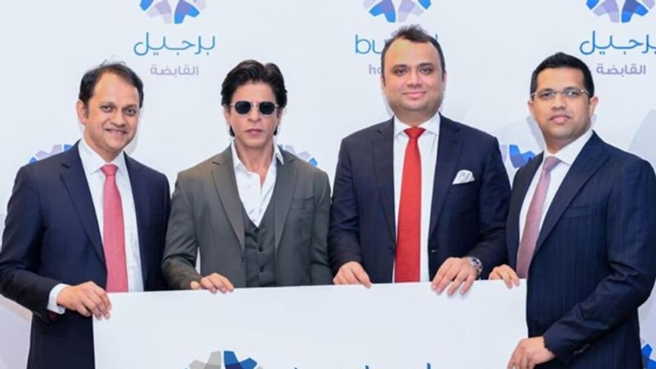 স্বাস্থ্যই সম্পদ! এবার মধ্য প্রাচ্যের হেলথ কেয়ার ব্র্যান্ডের দূত শাহরুখ স্বাস্থ্যই সম্পদ! এবার মধ্য প্রাচ্যের হেলথ কেয়ার ব্র্যান্ডের দূত শাহরুখ