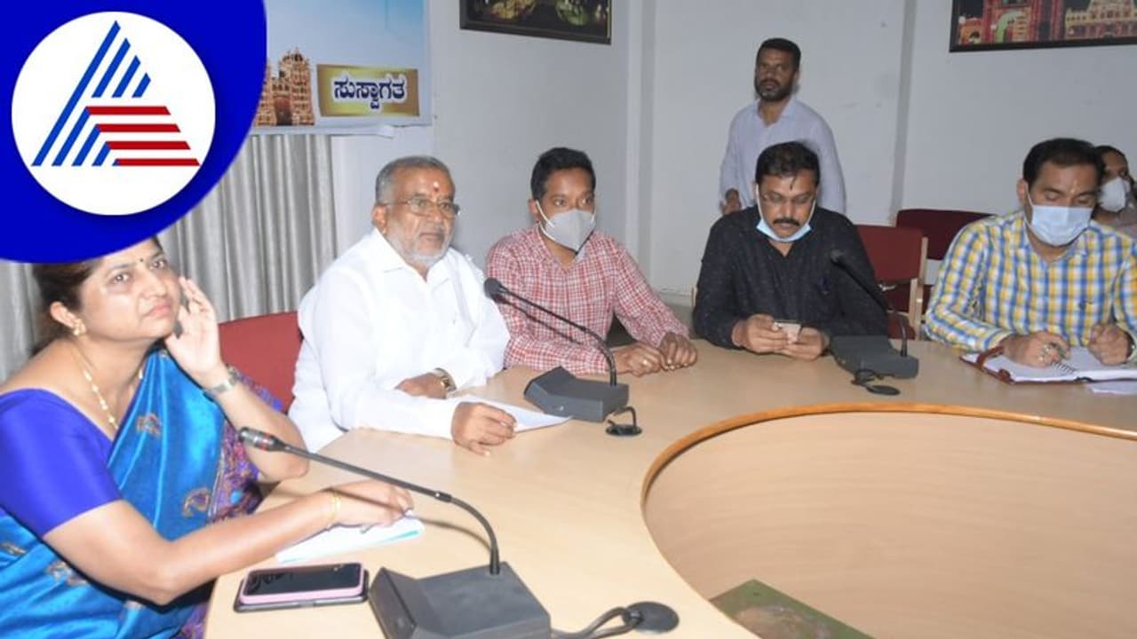 Mysuru: ಮಳೆ ಹಾನಿ ಕುರಿತು ನಿಖರ ಮಾಹಿತಿ ಸಂಗ್ರಹಿಸಿ ವರದಿ ಸಲ್ಲಿಸಿ: ಜಿ.ಟಿ.ದೇವೇಗೌಡ 