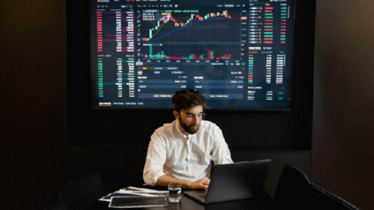 Zeerozone (ZEZO), Polkadot (DOT), and Gnosis (GNO): These 3 Coins Can Take Trip to the Moon After Bear Market Zeerozone (ZEZO), Polkadot (DOT), and Gnosis (GNO): These 3 Coins Can Take Trip to the Moon After Bear Market