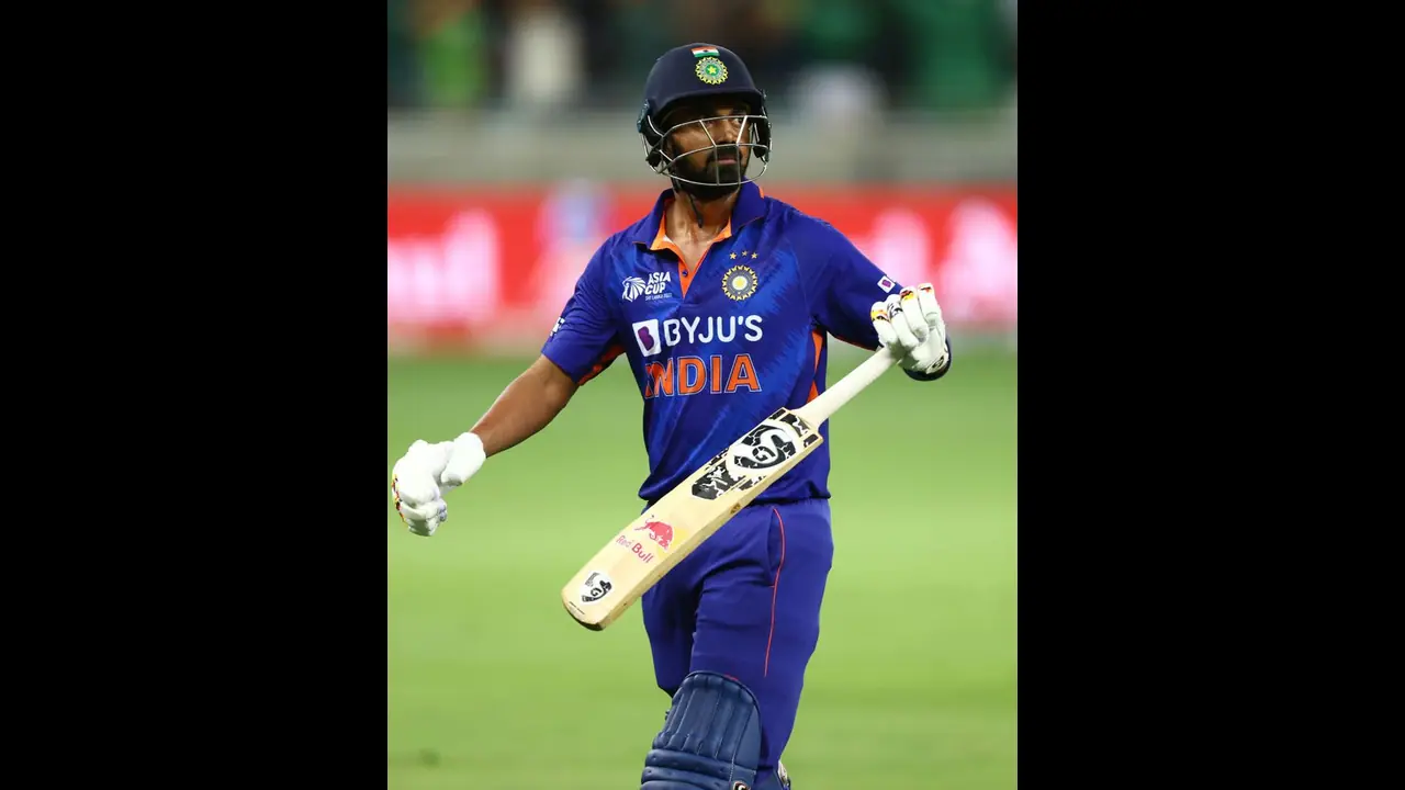 പേടിച്ചേ പറ്റൂ; പാക് പോരാട്ടത്തിന് മുമ്പ് രോഹിത് ശര്‍മ്മയ്‌ക്കും കെ എല്‍ രാഹുലിനും മുന്നറിയിപ്പുമായി ടോം മൂഡി 