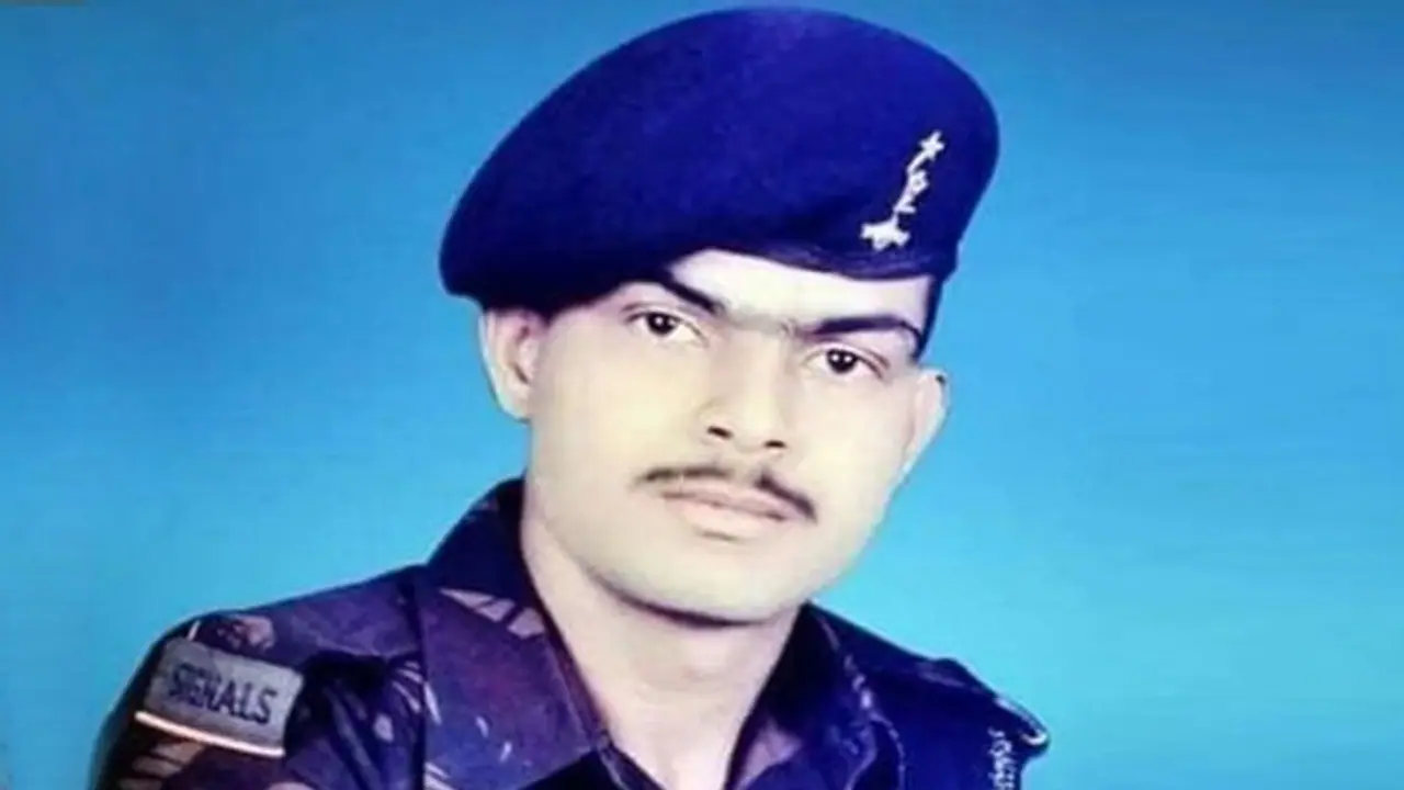 26/11 hero's family refuses to accept 'Shaurya Chakra' sent by post; call it an 'insult'