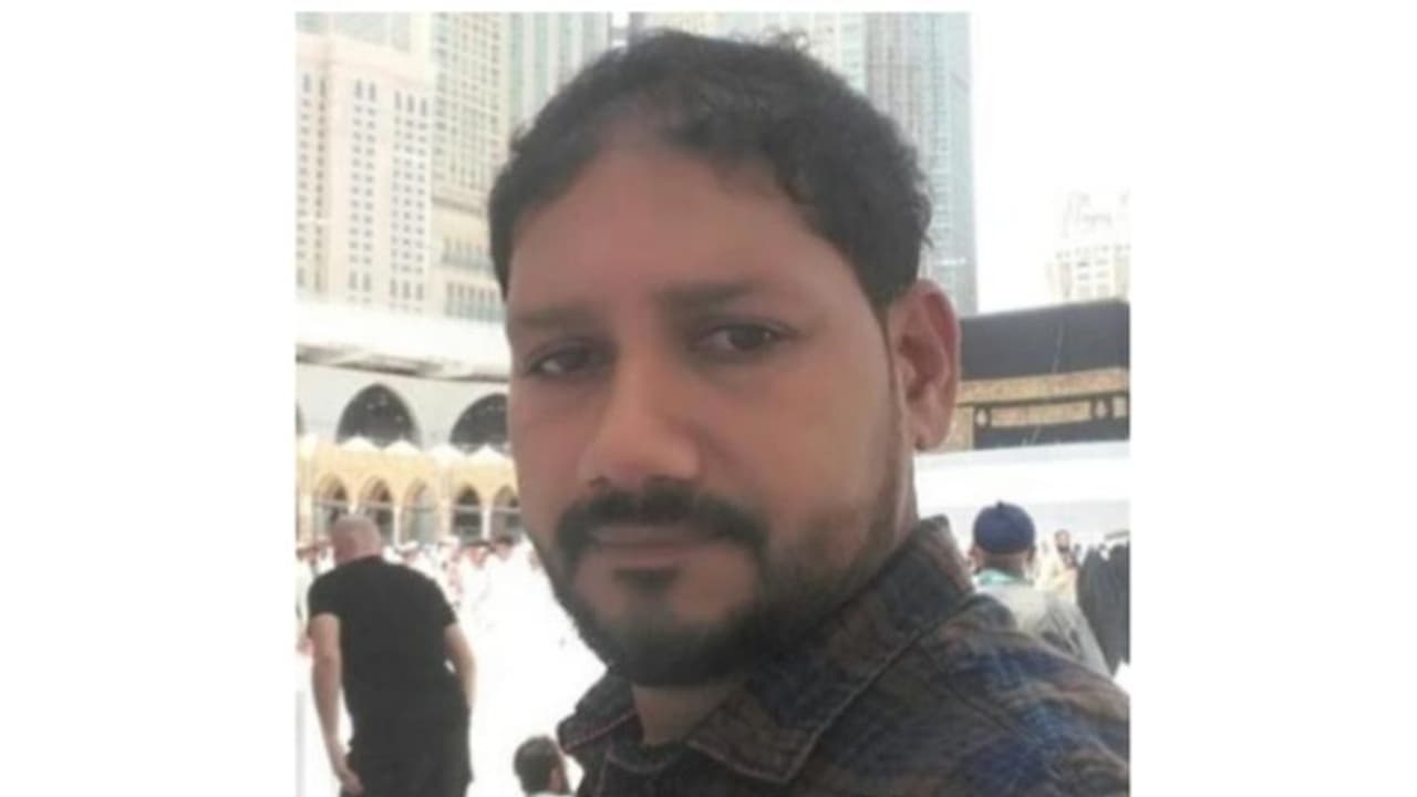 അവധി കഴിഞ്ഞ് ഒരു മാസം മുമ്പ് തിരിച്ചെത്തിയ പ്രവാസി മലയാളി കുഴഞ്ഞുവീണ് മരിച്ചു അവധി കഴിഞ്ഞ് ഒരു മാസം മുമ്പ് തിരിച്ചെത്തിയ പ്രവാസി മലയാളി കുഴഞ്ഞുവീണ് മരിച്ചു