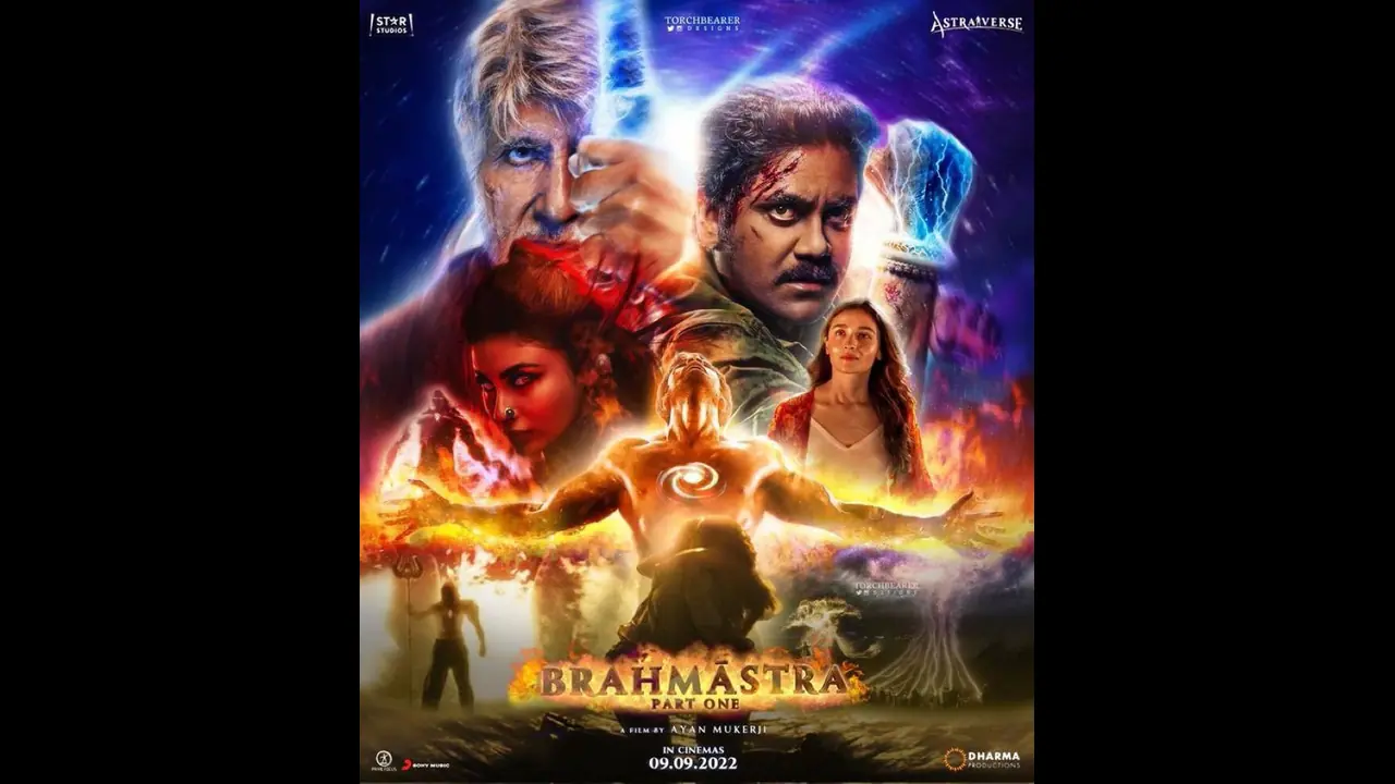 ब्रम्हास्त्र में गुप्त आश्रम की लोकेशन गूगल मैप पर देखकर भड़का यूजर, करन जौहर,अयान ने कहा 300 करोड़ कमा लिए 