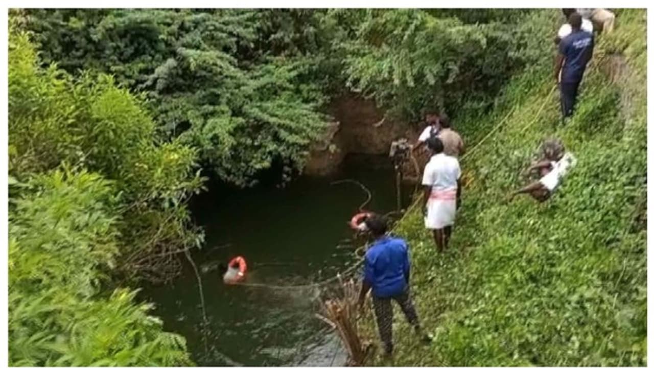 കോയമ്പത്തൂരില്‍ കാറ് കിണറ്റിലേക്ക് മറിഞ്ഞു, മൂന്ന് വിദ്യാര്‍ത്ഥികള്‍ മരിച്ചു, കാറോടിച്ചയാള്‍ ഗുരുതരാവസ്ഥയില്‍