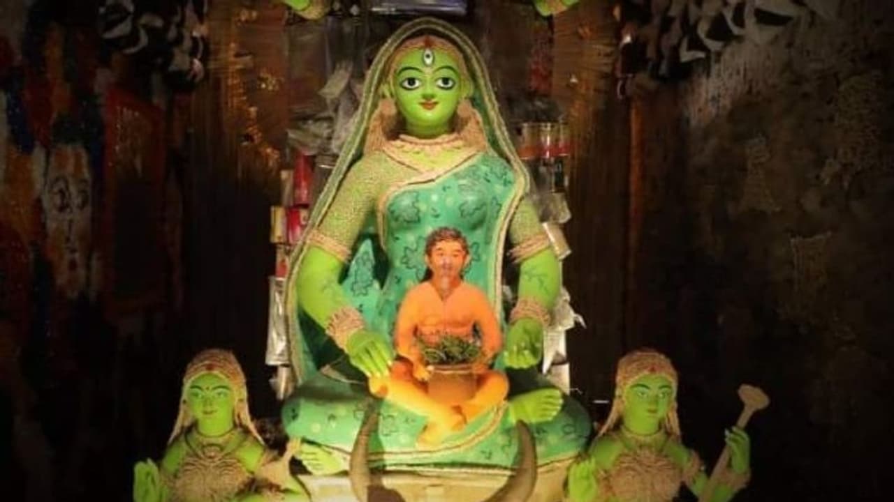 পঞ্চমী থেকে দশমী শুধুই মহালয়া, উল্টোডাঙা কর বাগানের পুজোতে এমনই অভিনব থিম পঞ্চমী থেকে দশমী শুধুই মহালয়া, উল্টোডাঙা কর বাগানের পুজোতে এমনই অভিনব থিম