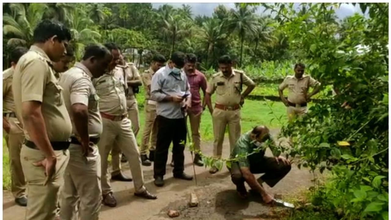 കണ്ണൂരിൽ സ്റ്റീൽ ബോംബ് സ്ഫോടനം, ഓടി രക്ഷപ്പെട്ടതാര്? പരസ്പരം പഴിചാരി രാഷ്ട്രീയ പാർട്ടികൾ; അന്വേഷണം