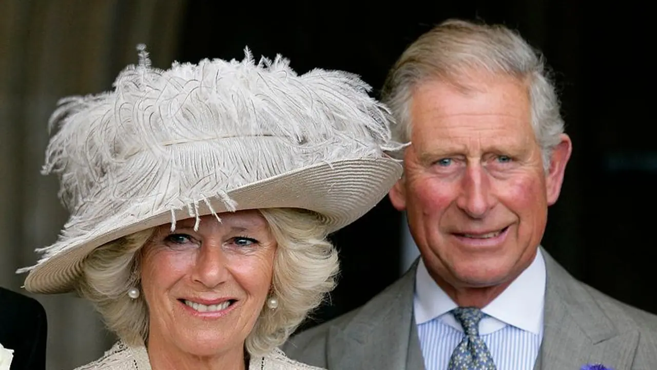 ಪಟ್ಟಾಭಿಷೇಕಕ್ಕೆ ಕೊಹಿನೂರ್ ವಜ್ರ ಇಲ್ಲದ ಕಿರೀಟ ಧರಿಸಲು ಬ್ರಿಟನ್ ರಾಣಿ ಕ್ಯಾಮಿಲ್ಲಾ ನಿರ್ಧಾರ ಪಟ್ಟಾಭಿಷೇಕಕ್ಕೆ ಕೊಹಿನೂರ್ ವಜ್ರ ಇಲ್ಲದ ಕಿರೀಟ ಧರಿಸಲು ಬ್ರಿಟನ್ ರಾಣಿ ಕ್ಯಾಮಿಲ್ಲಾ ನಿರ್ಧಾರ