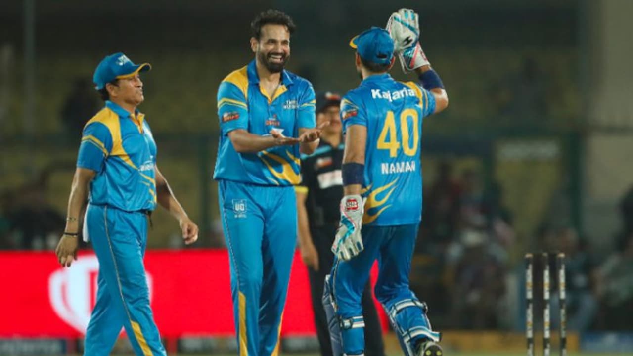 ব্য়াটে বলে দুরন্ত ভারতে প্রাক্তনরা, প্রোটিয়াদের হারাল ৬১ রানের বড় ব্যবধানে 