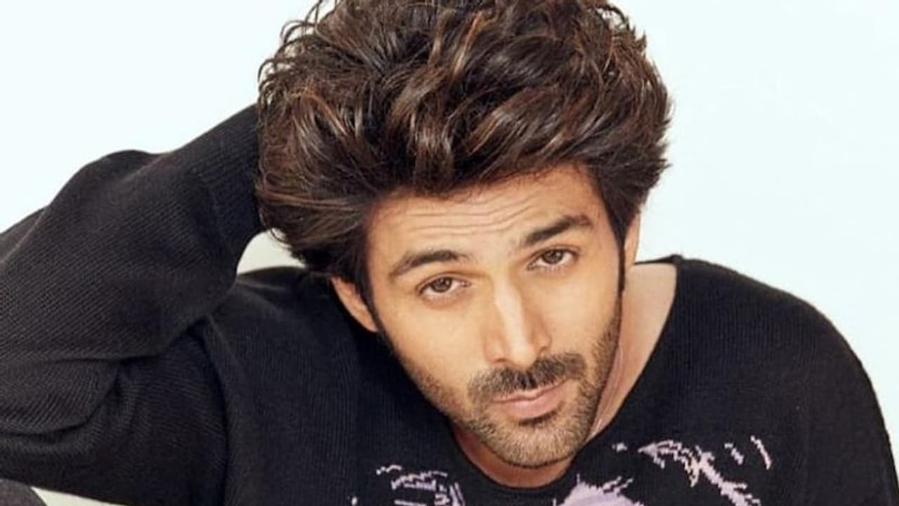  श्रद्धा कृति दीपिका नहीं तो क्या ये एक्ट्रेस फरमाएगी Aashiqui 3 में कार्तिक आर्यन संग इश्क