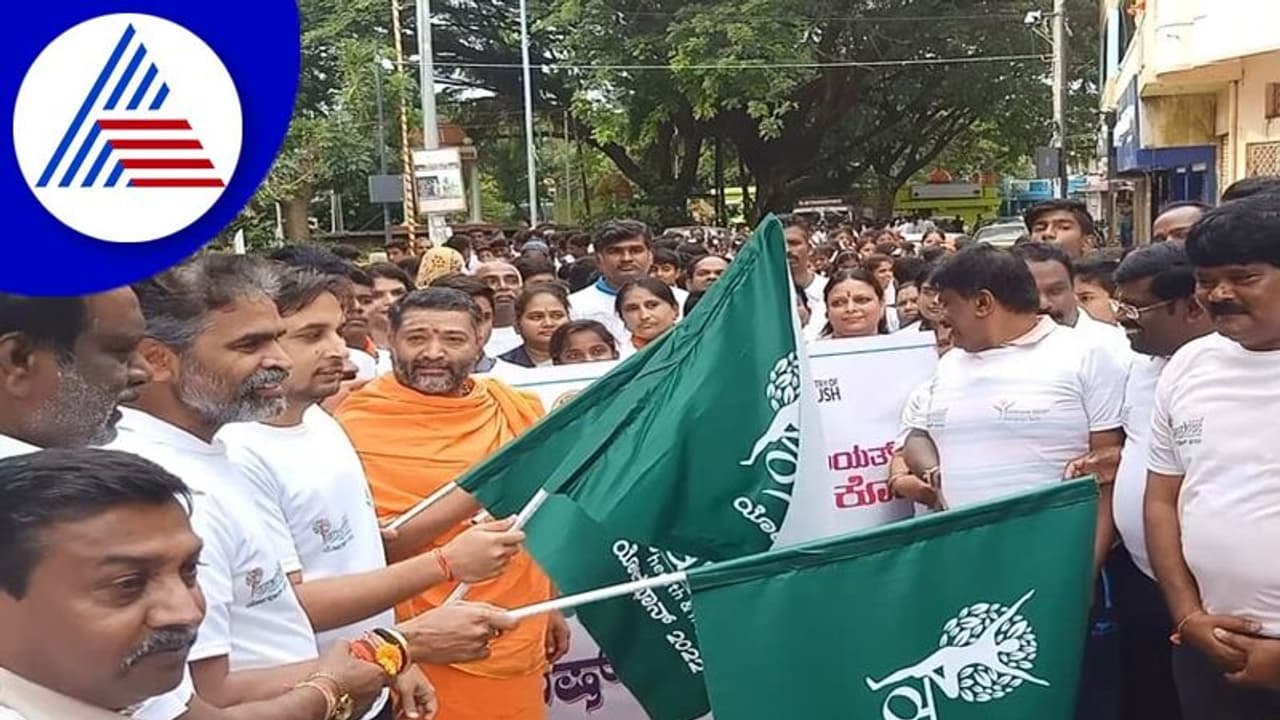 Kolar: ಯೋಗಾಭ್ಯಾಸ ದಿನನಿತ್ಯ ಬದುಕಿನ ಭಾಗವಾಗಲಿ: ಸಂಸದ ಮುನಿಸ್ವಾಮಿ