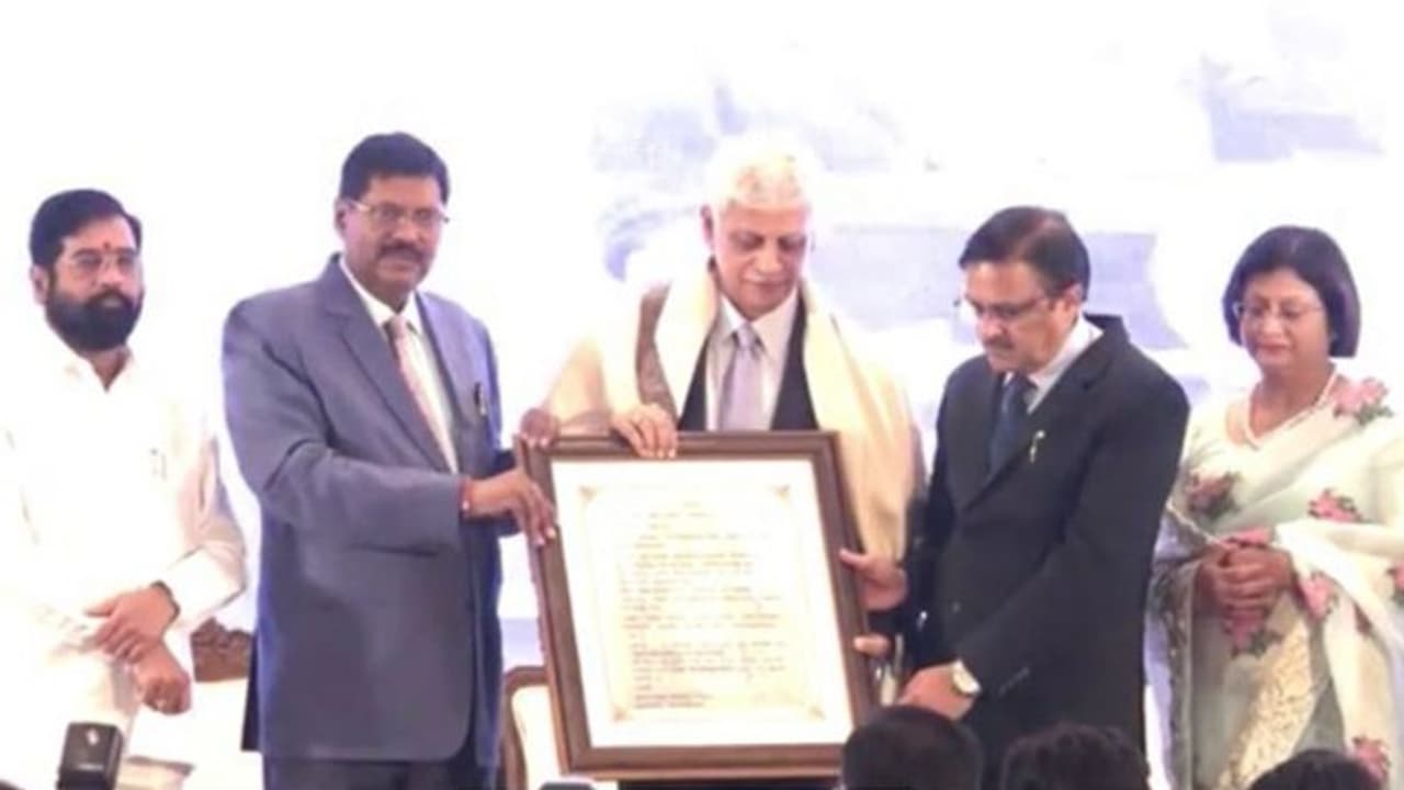 Maharashtra: MVA allies irked over CM Shinde sharing stage with CJI Lalit Maharashtra: MVA allies irked over CM Shinde sharing stage with CJI Lalit