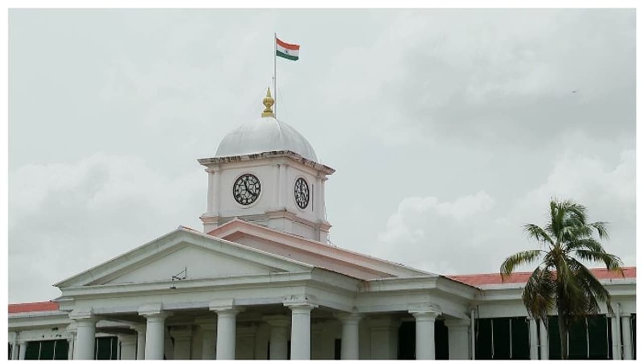 പങ്കാളിത്ത പെൻഷനിൽ നിന്നും വിട്ടു നിൽക്കുന്ന ജീവനക്കാര്‍ക്ക് അന്ത്യശാസനവുമായി ധനവകുപ്പ് 