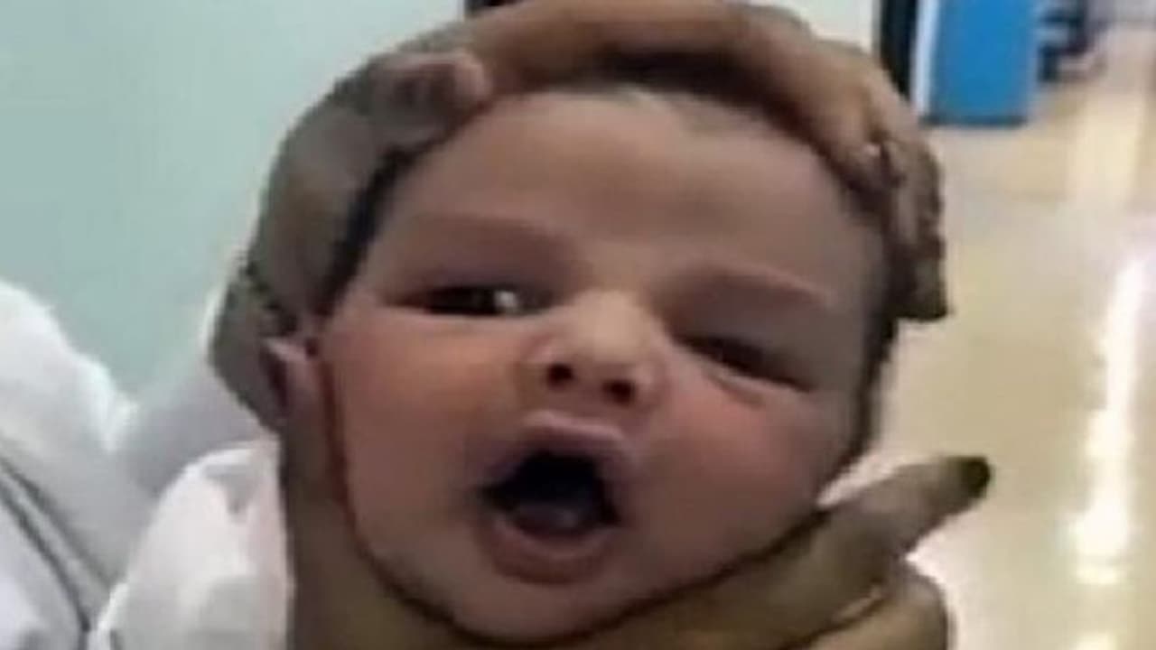  इतनी क्रूर मां नहीं देखी होगी: दूध पिलाकर अपनी ढाई महीने की बेटी की कर दी हत्या, गोद में लेकर मरोड़ दी गर्दन