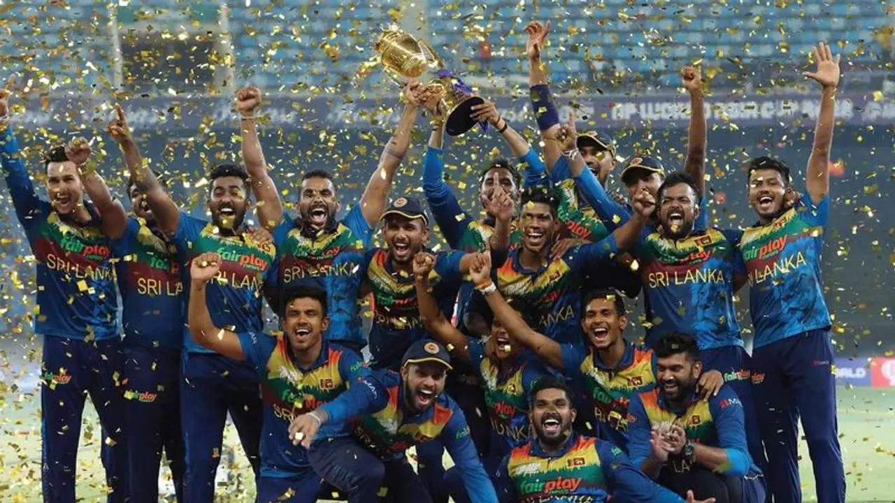 एशिया कप के 5 टॉकिंग प्वाइंट्स: श्रीलंका ने चौंकाया, ओवर काफिंडेंस में रही टीम इंडिया, अफगानिस्तान सुपर फाइटर एशिया कप के 5 टॉकिंग प्वाइंट्स: श्रीलंका ने चौंकाया, ओवर काफिंडेंस में रही टीम इंडिया, अफगानिस्तान सुपर फाइटर