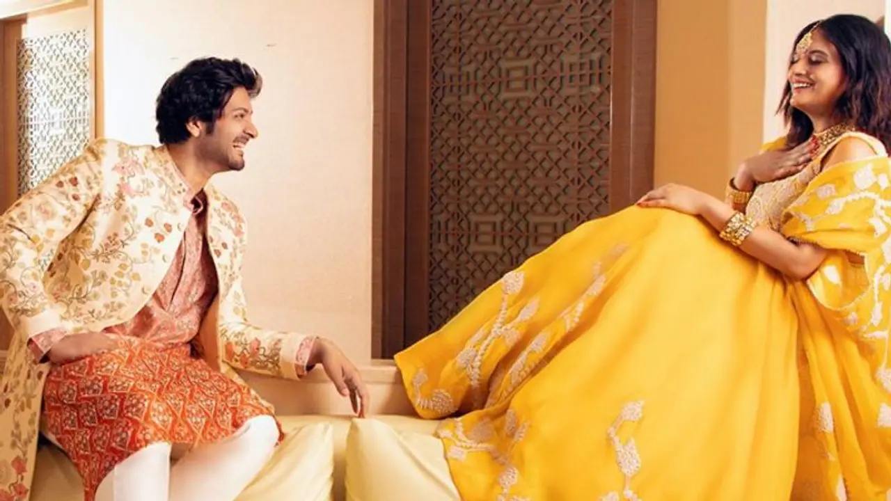 अली ऋचा की शादी: 4 डिजाइनर्स तैयार करेंगे आउटफिट्स, मेन्यू में होंगे दिल्ली के स्पेशल आइटम्स, जानिए हर डिटेल अली ऋचा की शादी: 4 डिजाइनर्स तैयार करेंगे आउटफिट्स, मेन्यू में होंगे दिल्ली के स्पेशल आइटम्स, जानिए हर डिटेल