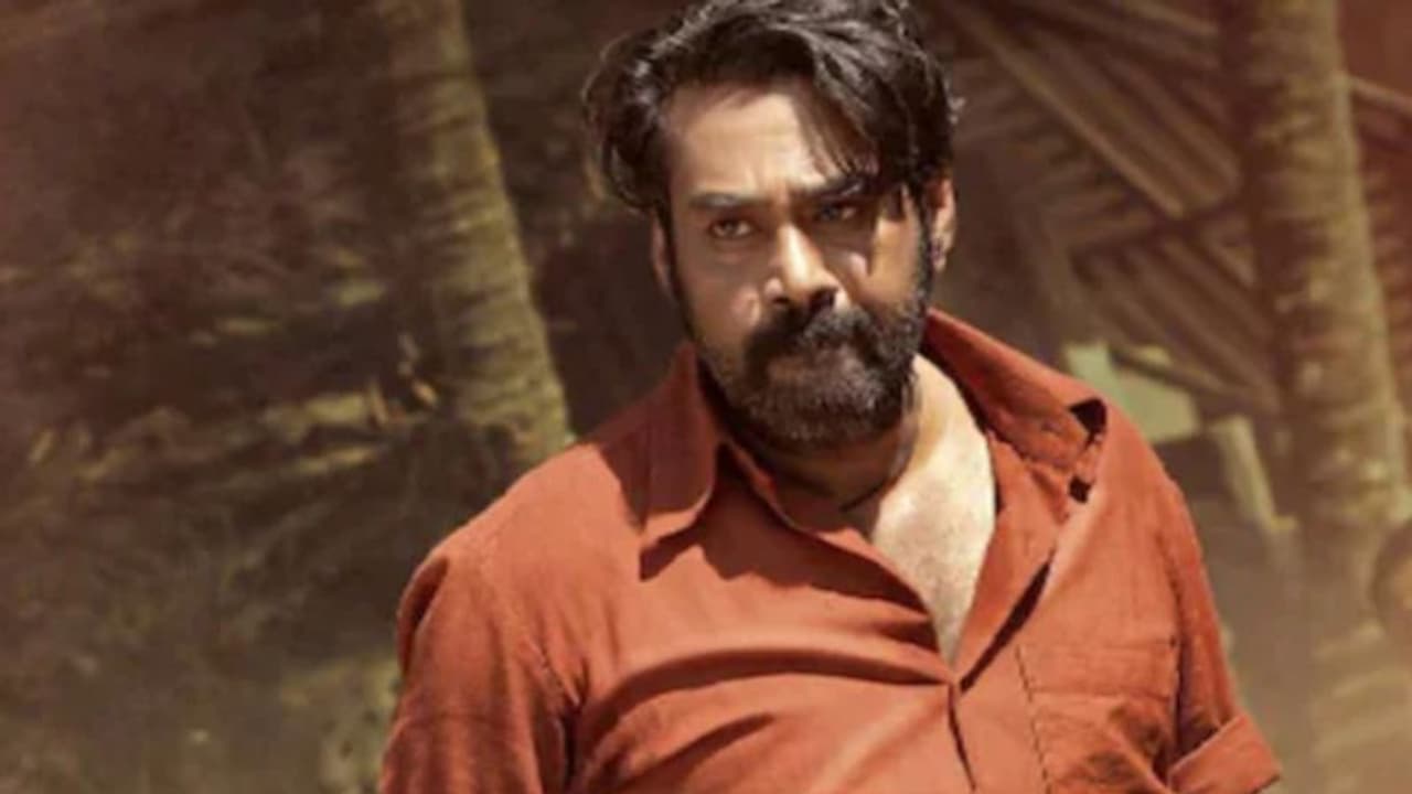 തല്ലിയത് തെക്കാണെങ്കിലും കൊണ്ടത് കേരളക്കര മുഴുവൻ, ' ഒരു തെക്കൻ തല്ല് കേസ്' മികച്ച ഫാമിലി എന്റർടെയ്നര് തല്ലിയത് തെക്കാണെങ്കിലും കൊണ്ടത് കേരളക്കര മുഴുവൻ, ' ഒരു തെക്കൻ തല്ല് കേസ്' മികച്ച ഫാമിലി എന്റർടെയ്നര്