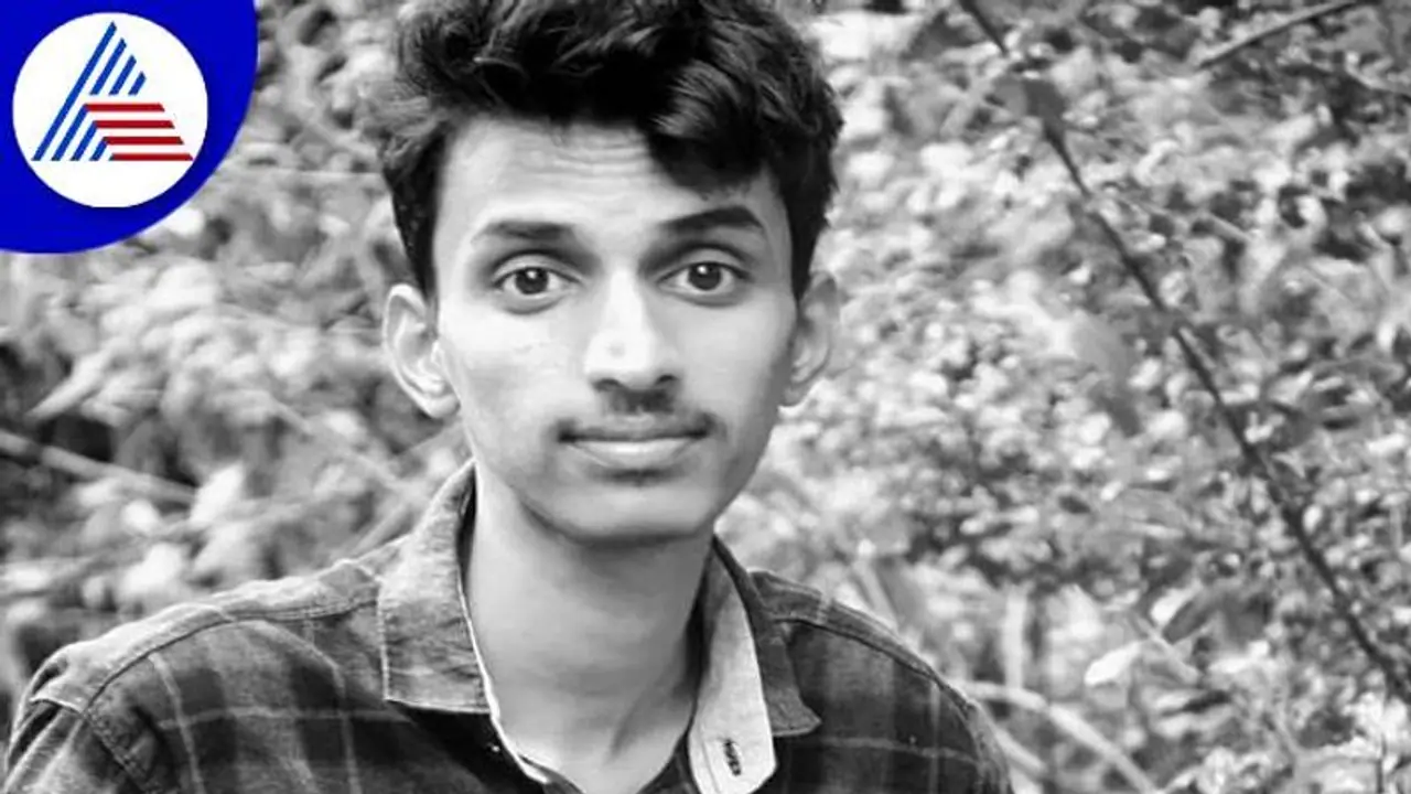 ಶಿವಮೊಗ್ಗ: ದ್ವಿಚಕ್ರ ವಾಹನ ಅಪಘಾತ, ಬೈಕ್ ಸವಾರ ಸ್ಥಳದಲ್ಲೇ ಸಾವು ಶಿವಮೊಗ್ಗ: ದ್ವಿಚಕ್ರ ವಾಹನ ಅಪಘಾತ, ಬೈಕ್ ಸವಾರ ಸ್ಥಳದಲ್ಲೇ ಸಾವು