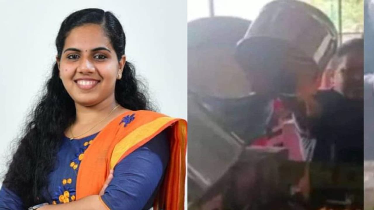 സിപിഎം, സിഐടിയു സമ്മർദ്ദം; ഓണസദ്യ മാലിന്യത്തിലെറിഞ്ഞ സംഭവത്തിൽ ശുചീകരണത്തൊഴിലാളികളെ തിരിച്ചെടുക്കാൻ ധാരണ സിപിഎം, സിഐടിയു സമ്മർദ്ദം; ഓണസദ്യ മാലിന്യത്തിലെറിഞ്ഞ സംഭവത്തിൽ ശുചീകരണത്തൊഴിലാളികളെ തിരിച്ചെടുക്കാൻ ധാരണ