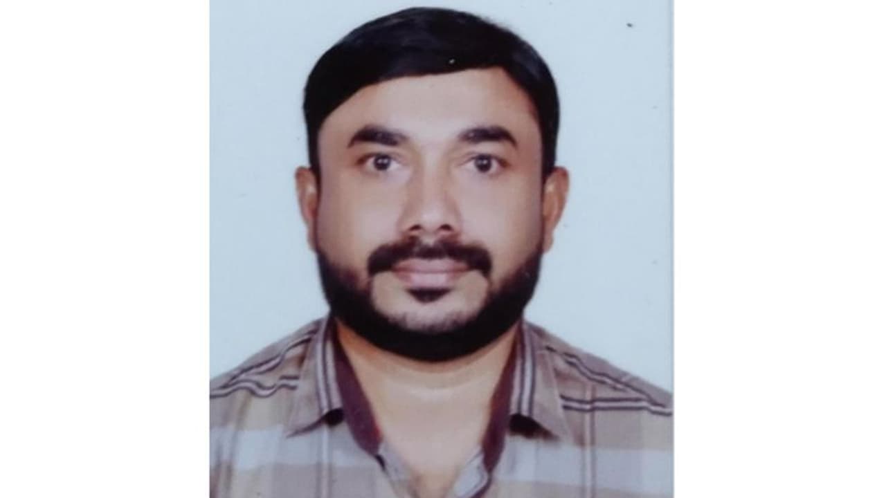 ഹൃദയാഘാതത്തെ തുടര്ന്ന് ആശുപത്രിയില് പ്രവേശിപ്പിക്കപ്പെട്ട പ്രവാസി മലയാളി മരിച്ചു ഹൃദയാഘാതത്തെ തുടര്ന്ന് ആശുപത്രിയില് പ്രവേശിപ്പിക്കപ്പെട്ട പ്രവാസി മലയാളി മരിച്ചു