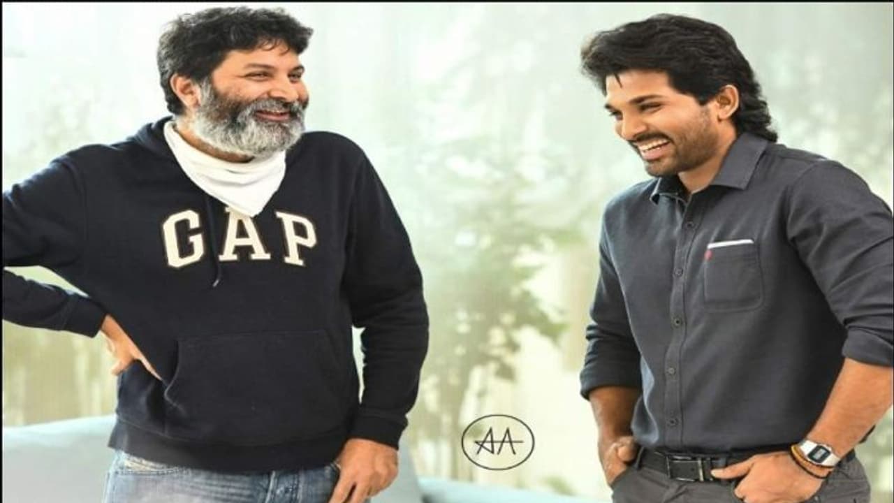 మాటల మాంత్రికుడితో మారో సారి అల్లు అర్జున్ సినిమా ..? బోయపాటికి హ్యాండిచ్చినట్టేనా..? మాటల మాంత్రికుడితో మారో సారి అల్లు అర్జున్ సినిమా ..? బోయపాటికి హ్యాండిచ్చినట్టేనా..?