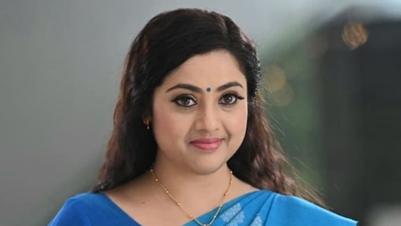 ആ നടന്‍റെ വിവാഹ വിവരം ഹൃദയം തകർത്തുവെന്ന് മീന; ഏറ്റവും കുറ്റബോധം തോന്നിയ സംഭവം