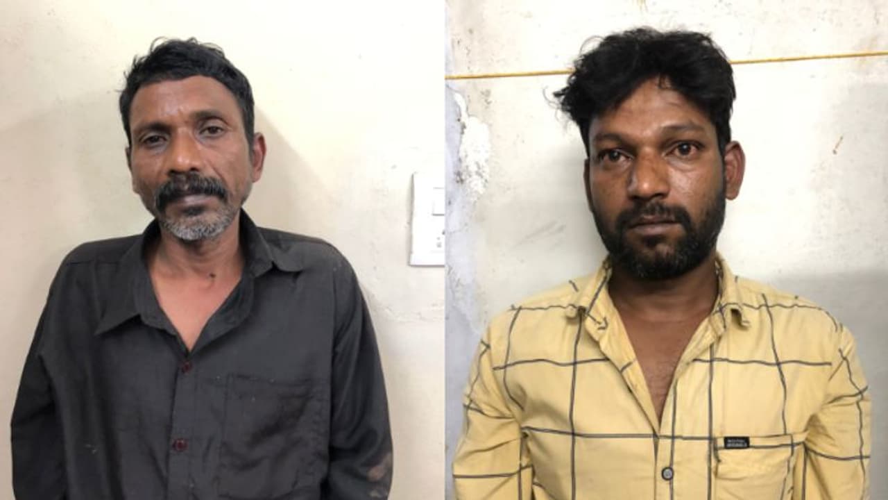 ബിവറേജ് ഷോപ്പില്നിന്ന് മദ്യം മോഷ്ടിച്ചു; യുവാക്കള് അറസ്റ്റില് ബിവറേജ് ഷോപ്പില്നിന്ന് മദ്യം മോഷ്ടിച്ചു; യുവാക്കള് അറസ്റ്റില്