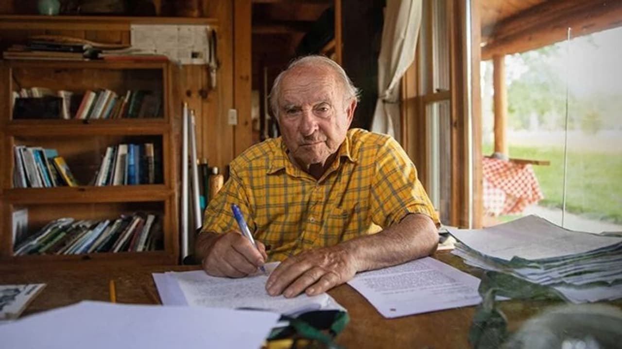 Yvon Chouinard: Meet American billionaire who is donating his fashion firm to combat climate change Yvon Chouinard: Meet American billionaire who is donating his fashion firm to combat climate change