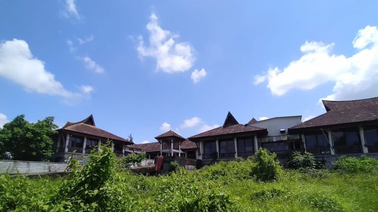 കാപികോ റിസോർട്ട് ഉടമകൾക്ക് കൂടുതൽ തലവേദന; ഊന്നുവലകള് നശിപ്പിച്ചതിന് നഷ്ടപരിഹാരം നൽകേണ്ടി വരും കാപികോ റിസോർട്ട് ഉടമകൾക്ക് കൂടുതൽ തലവേദന; ഊന്നുവലകള് നശിപ്പിച്ചതിന് നഷ്ടപരിഹാരം നൽകേണ്ടി വരും