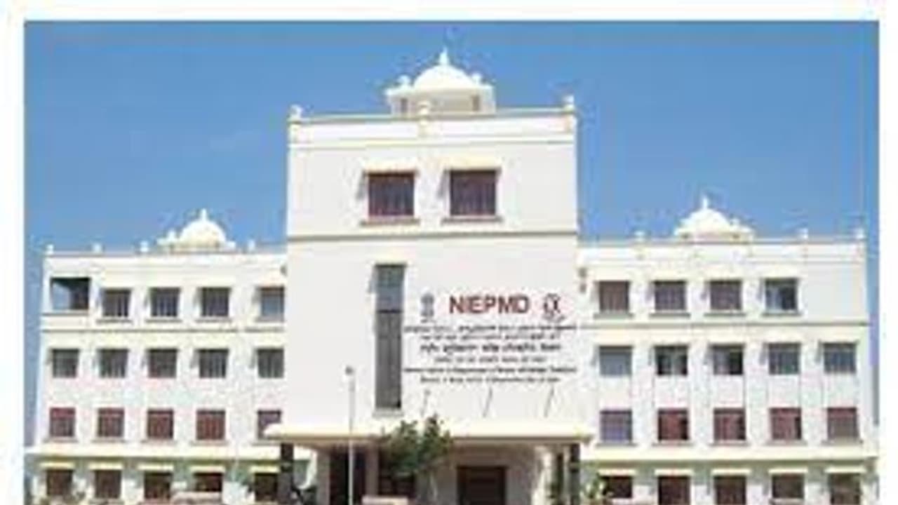 NIEPMD தேசிய நிறுவனத்தில் வேலைவாய்ப்பு அறிவிப்பு.. ரூ.44,000 சம்பளத்தில் அரசு பணி.. விவரம் இங்கே NIEPMD தேசிய நிறுவனத்தில் வேலைவாய்ப்பு அறிவிப்பு.. ரூ.44,000 சம்பளத்தில் அரசு பணி.. விவரம் இங்கே