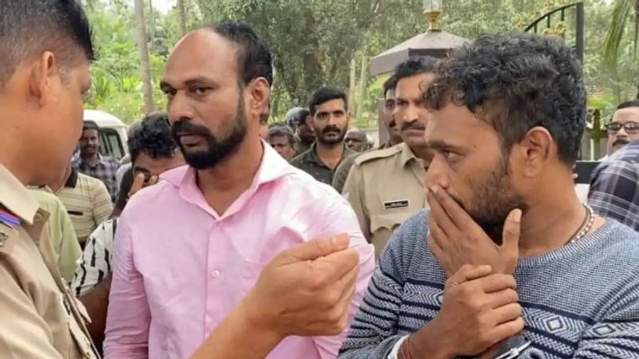 കൃത്യമായ പ്ലാനിങ്, പ്രത്യേക രീതി, ആധുനിക ഉപകരണ ശേഖരം, വെങ്ങാട്ടെ കവർച്ചയിൽ കൊപ്ര ബിജുവും സംഘവും പിടിയിൽ കൃത്യമായ പ്ലാനിങ്, പ്രത്യേക രീതി, ആധുനിക ഉപകരണ ശേഖരം, വെങ്ങാട്ടെ കവർച്ചയിൽ കൊപ്ര ബിജുവും സംഘവും പിടിയിൽ