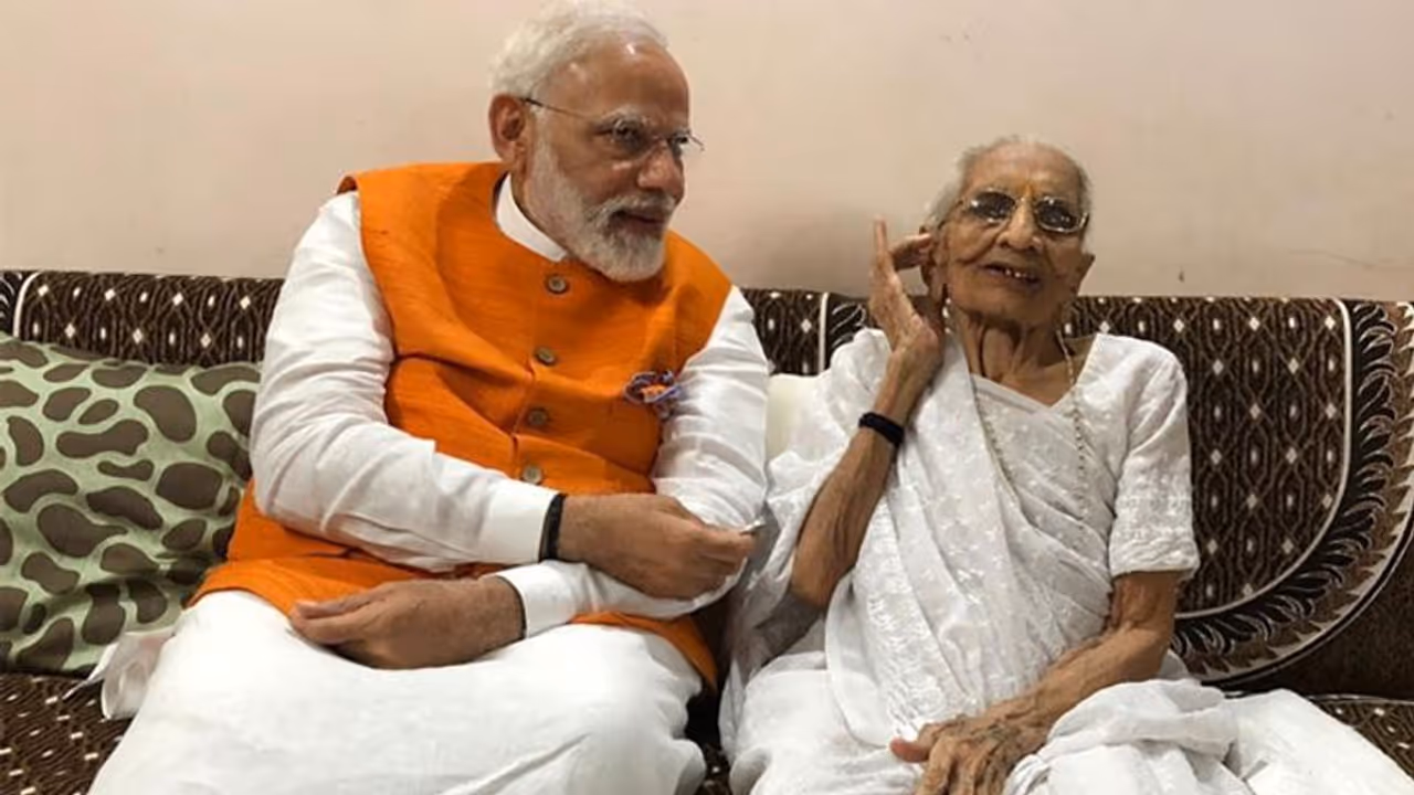 पीएम ने बताई अपनी वो कठिन दिनचर्या, जिसे देख मां हीराबेन भी कहती थी ठीक है भाई, जैसा तुम्हारा मन