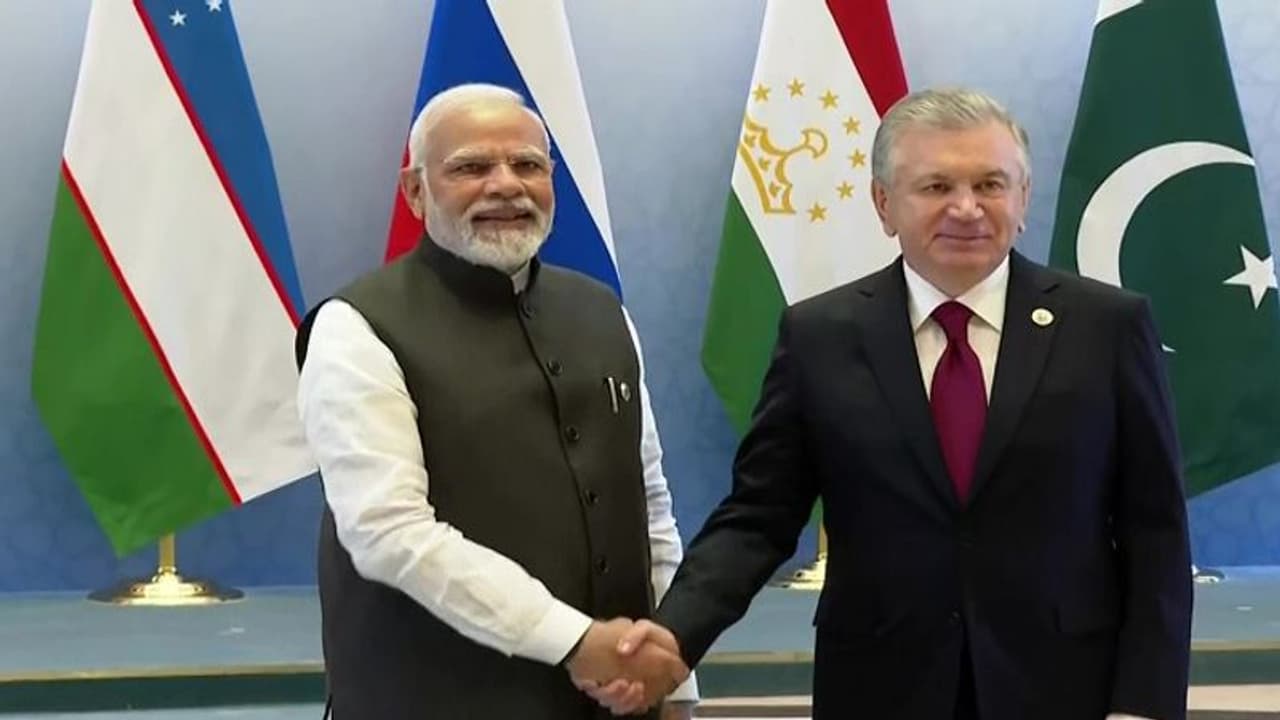 ಶಾಂಘೈ ಸಹಕಾರ ಶೃಂಗಕ್ಕಾಗಿ ಉಜ್ಬೇಕಿಸ್ತಾನ ತೆರಳಿದ ಮೋದಿ, ಕ್ಸಿ ಜತೆ ಮಾತುಕತೆ ಇಲ್ಲ