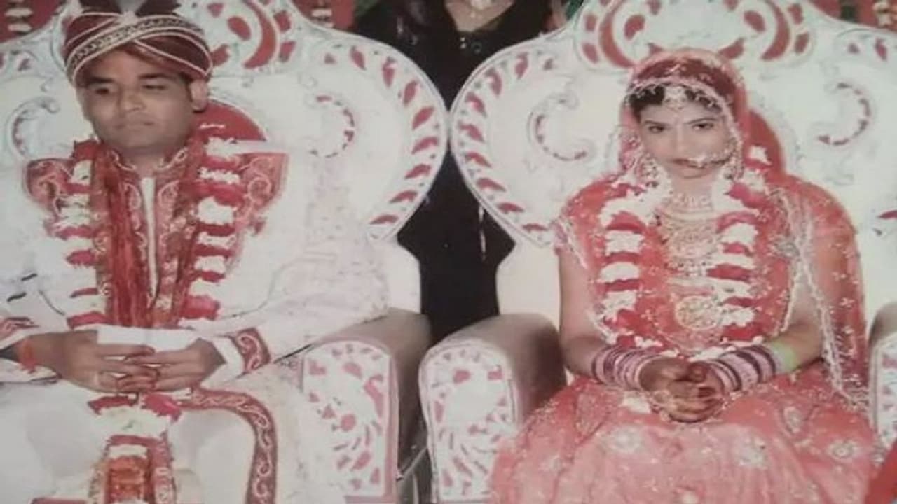 आगरा में पारिवारिक विवाद के बाद पत्नी को देना था खर्च का पैसा, भत्ता ने देने पर न्यायालय ने लिया बड़ा फैसला आगरा में पारिवारिक विवाद के बाद पत्नी को देना था खर्च का पैसा, भत्ता ने देने पर न्यायालय ने लिया बड़ा फैसला