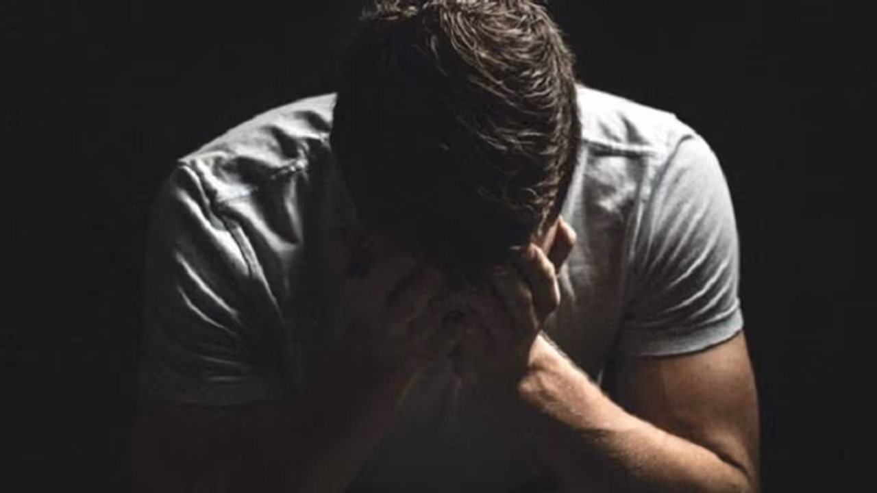 अयोध्या: 12 साल पहले जिसे पूजा समझ की शादी, वह निकली हसीना बानो, धर्मांतरण न करने पर पति को मिल रही ऐसी धमकी अयोध्या: 12 साल पहले जिसे पूजा समझ की शादी, वह निकली हसीना बानो, धर्मांतरण न करने पर पति को मिल रही ऐसी धमकी