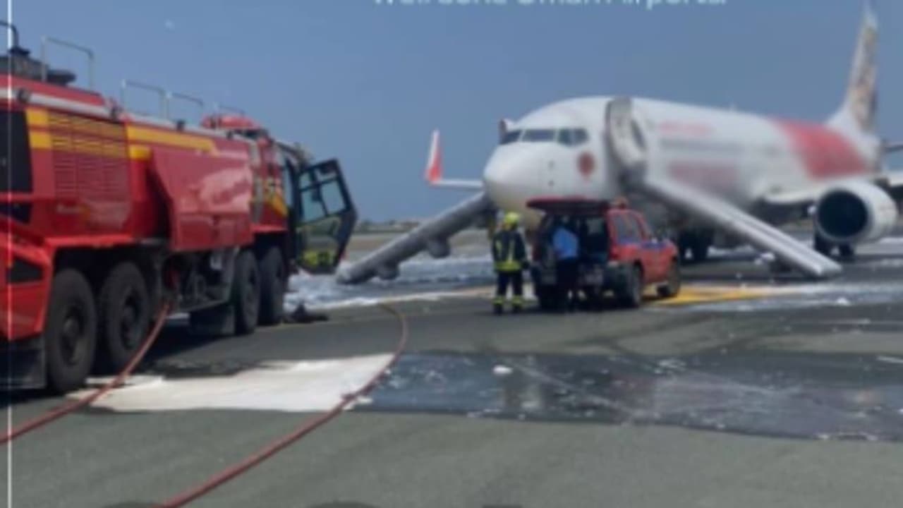 എയർ ഇന്ത്യ എക്സ്പ്രസ് വിമാനത്തിലെ തീപിടിത്തം; വൻ ദുരന്തം ഒഴിവാക്കിയത് 90 സെക്കന്റിനുള്ളിൽ എയർ ഇന്ത്യ എക്സ്പ്രസ് വിമാനത്തിലെ തീപിടിത്തം; വൻ ദുരന്തം ഒഴിവാക്കിയത് 90 സെക്കന്റിനുള്ളിൽ