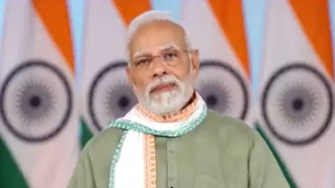 स्किलिंग, रीस्किलिंग और अपस्किलिंग देश के युवाओं के लिए नया मंत्र: पीएम मोदी स्किलिंग, रीस्किलिंग और अपस्किलिंग देश के युवाओं के लिए नया मंत्र: पीएम मोदी