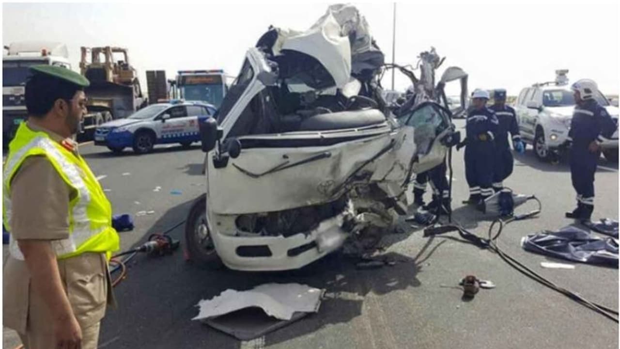 വാഹനാപകടം; സംഭവ സ്ഥലത്ത് നിന്ന് 'മുങ്ങിയാല്' പിടി വീഴും, ലക്ഷങ്ങള് പിഴ വാഹനാപകടം; സംഭവ സ്ഥലത്ത് നിന്ന് 'മുങ്ങിയാല്' പിടി വീഴും, ലക്ഷങ്ങള് പിഴ