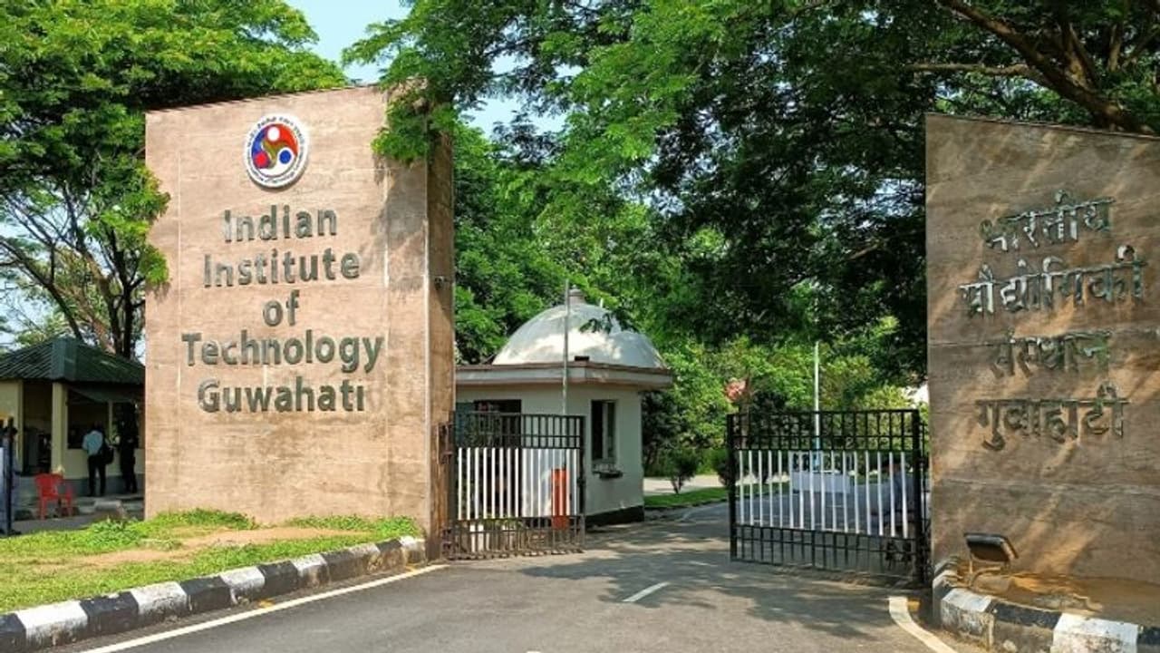 ഗുവാഹത്തി ഐഐടിയിൽ മലയാളി വിദ്യാര്ത്ഥി മരിച്ച നിലയിൽ ഗുവാഹത്തി ഐഐടിയിൽ മലയാളി വിദ്യാര്ത്ഥി മരിച്ച നിലയിൽ