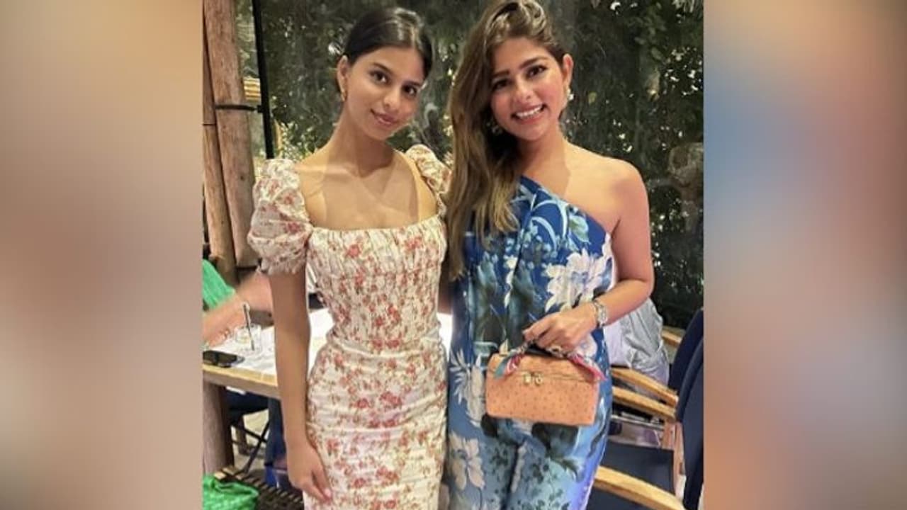 ഷാരൂഖ് ഖാന്റെ മകളുടെ 'ഡ്യൂപ്'; ഫോട്ടോയ്ക്ക് രണ്ടഭിപ്രായം ഷാരൂഖ് ഖാന്റെ മകളുടെ 'ഡ്യൂപ്'; ഫോട്ടോയ്ക്ക് രണ്ടഭിപ്രായം