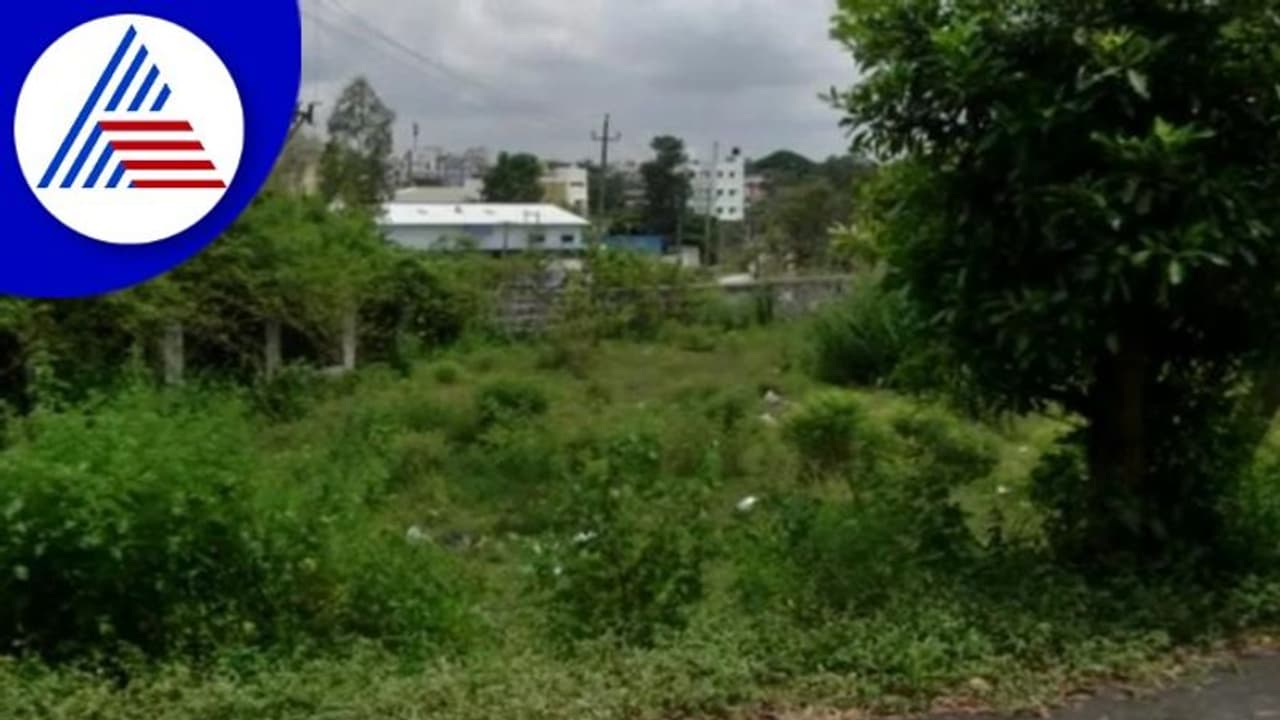 ಅಧಿಕಾರಿಗಳ ಹಣದ ಆಸೆಗೆ ಲೇಔಟ್ ಮಾಲೀಕರ ಪಾಲಾದ ಸಿಎ ಸೈಟ್ ಅಧಿಕಾರಿಗಳ ಹಣದ ಆಸೆಗೆ ಲೇಔಟ್ ಮಾಲೀಕರ ಪಾಲಾದ ಸಿಎ ಸೈಟ್