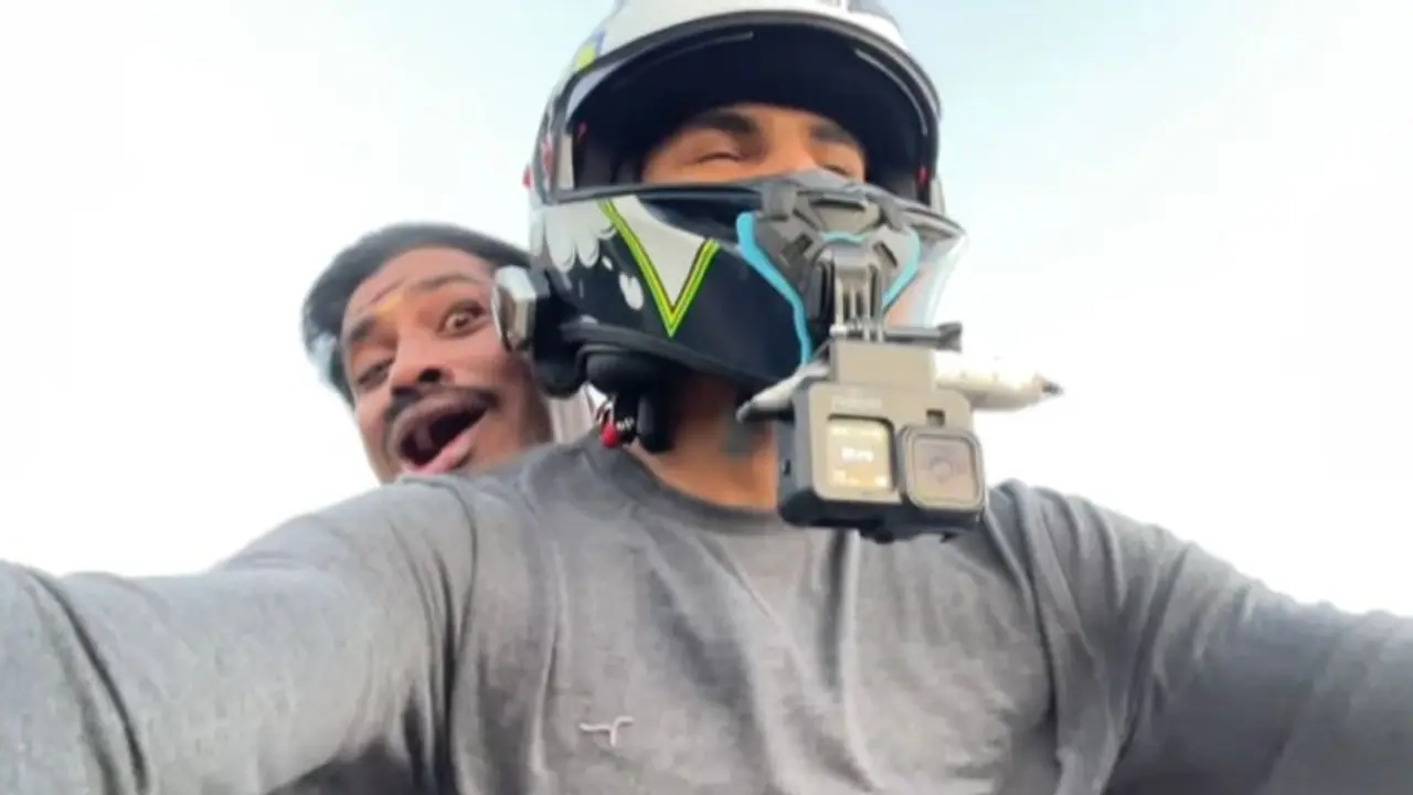 மரண பயத்தில் ஜி.பி.முத்து… பைக்கில் பறக்கும் TTF வாசன்… கழுவி ஊற்றும் நெட்டிசன்கள்!! 