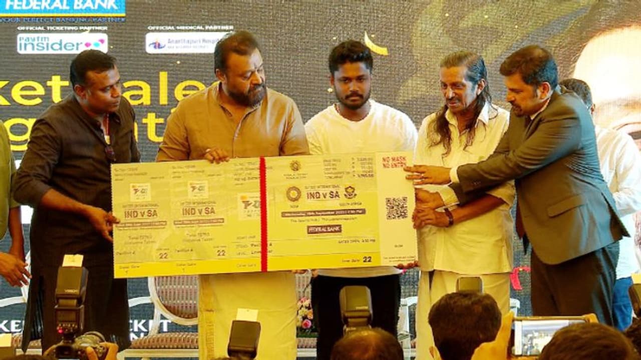 ടിക്കറ്റ് 1500 രൂപ മുതല്, വിദ്യാര്ഥികള്ക്ക് ഇളവ്; കാര്യവട്ടം ടി20യുടെ ടിക്കറ്റ് വില്പന തുടങ്ങി ടിക്കറ്റ് 1500 രൂപ മുതല്, വിദ്യാര്ഥികള്ക്ക് ഇളവ്; കാര്യവട്ടം ടി20യുടെ ടിക്കറ്റ് വില്പന തുടങ്ങി